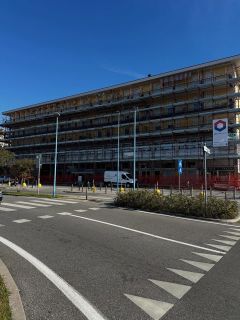 Lavori di rifacimento facciata e balconi esterni riferimento cantiere Brescia. #floricostruzionisrl #lavorareconpassione #costruzionieristrutturazioni